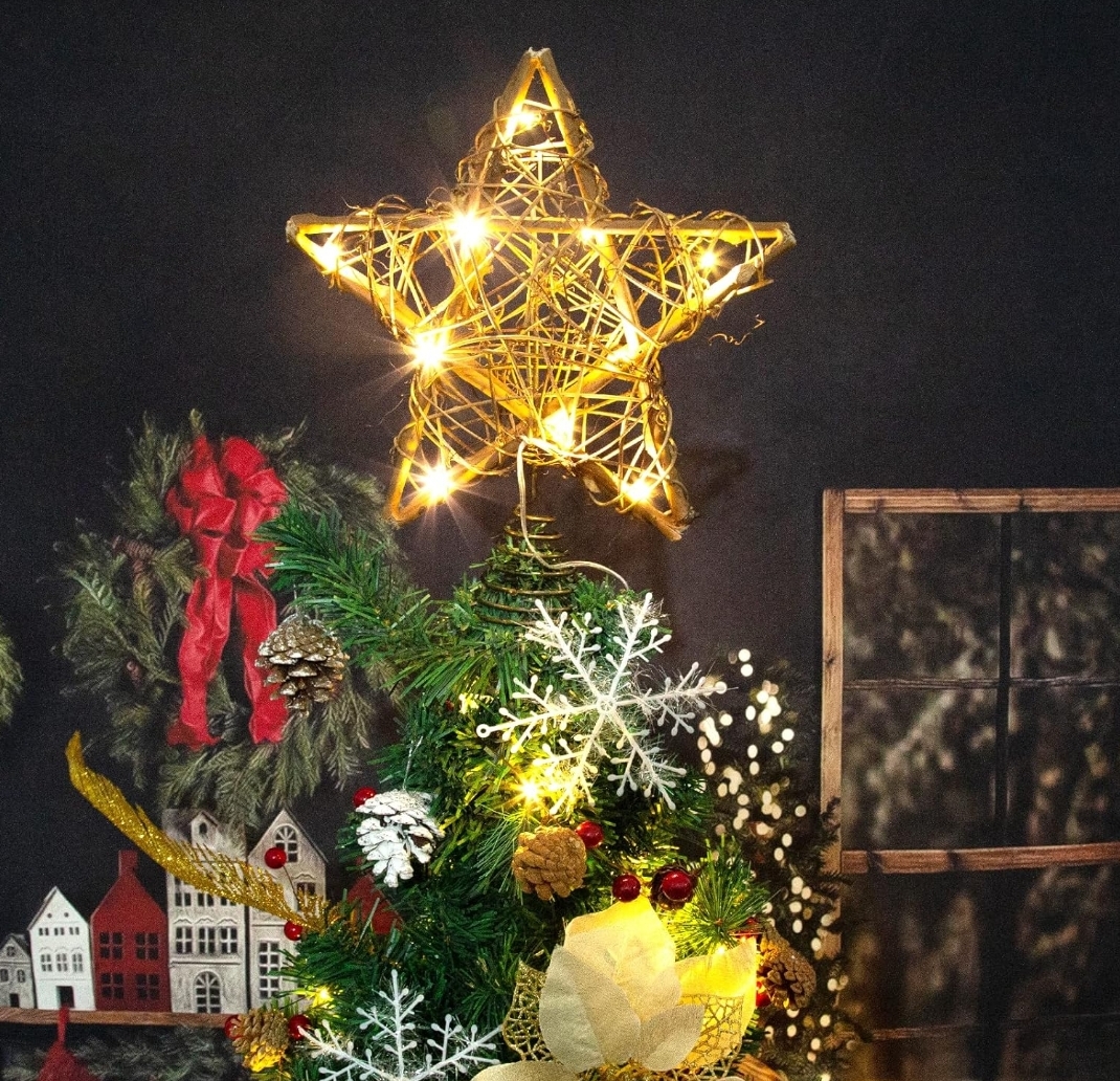 Diyfixlcd Christmas Tree Topper Star Rustic Rattan Natural Looking Treetop Star 10 inch Farmhouse Xmas Tree and Holiday Seasonal Decoration Fit for General Size Christmas Tree.